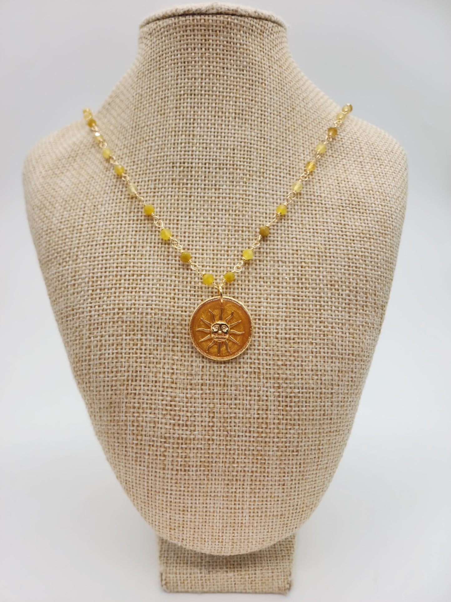 ☀️Medallón Sol Dorado ☀️